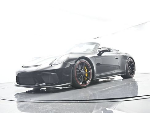 Certified 2019 Porsche 911 Speedster RWD image 56