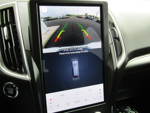 Used 2024 Ford Edge Titanium w/ Equipment Group 301A AWD/4WD image 28