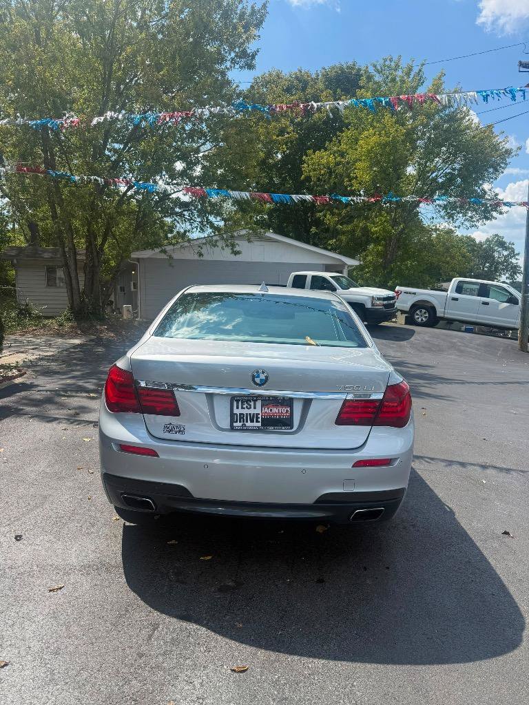 Used 2013 BMW 750Li RWD image 2
