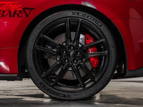 Used 2021 Ford Mustang Shelby GT500 w/ Technology Package image 20