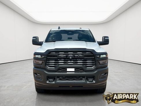 New 2025 RAM 2500 Tradesman AWD/4WD image 5