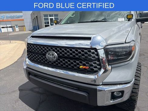 Used 2019 Toyota Tundra SR5 w/ TRD Off Road Package AWD/4WD image 15