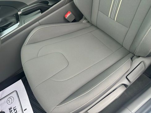 Certified 2025 Hyundai Elantra Sport image 15