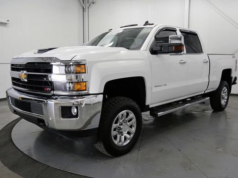 Used 2019 Chevrolet Silverado 3500 LTZ w/ Duramax Plus Package AWD/4WD image 3