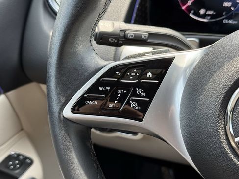 Certified 2025 Mercedes-Benz GLB 250 4MATIC image 21