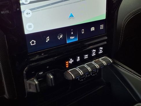 Used 2022 RAM 1500 Limited AWD/4WD image 10