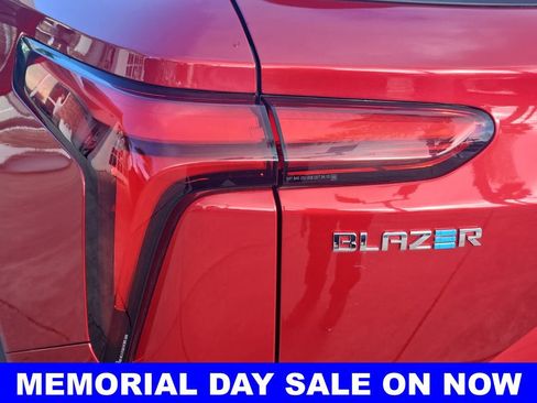 New 2024 Chevrolet Blazer EV LT AWD/4WD image 41