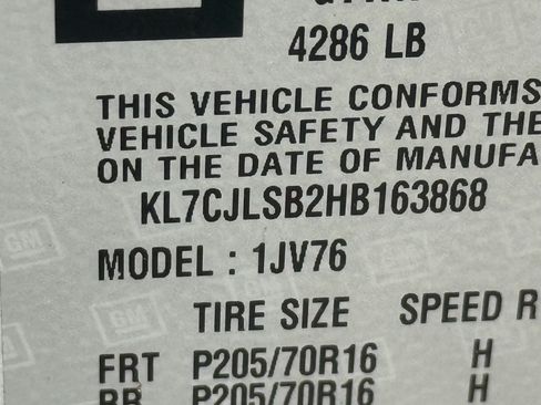 Used 2017 Chevrolet Trax LT w/ LT Convenience Package FWD image 32