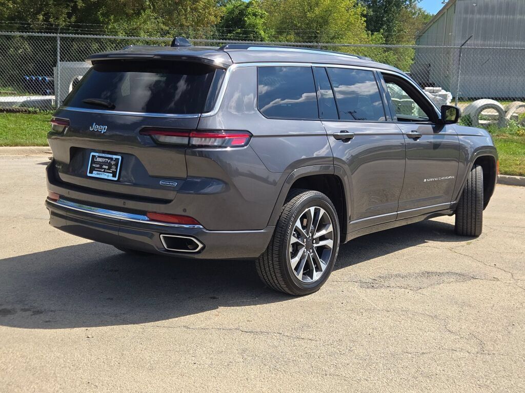 Used 2024 Jeep Grand Cherokee L Overland w/ Trailer Tow Package AWD/4WD image 15