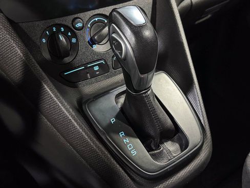 Used 2018 Ford Transit Connect XL image 28