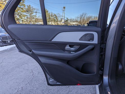 Used 2024 Mercedes-Benz GLE 53 AMG 4MATIC image 39