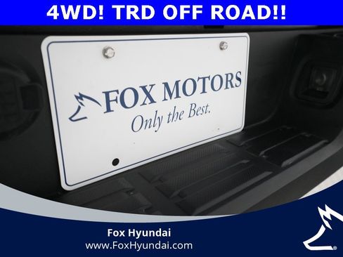 Used 2024 Toyota Tacoma TRD Off-Road image 36