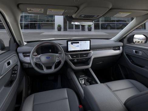 New 2025 Ford Explorer Active w/ Active Comfort Package image 9