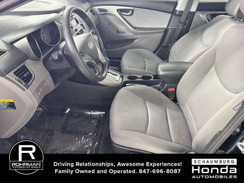 Used 2013 Hyundai Elantra GLS w/ Preferred Pkg FWD image 4