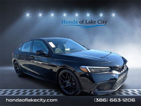 Used 2023 Honda Civic Sport image 1