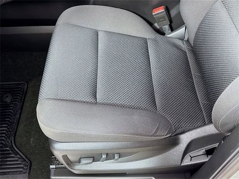 Used 2018 Chevrolet Silverado 1500 LT w/ Redline Edition image 21