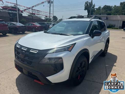 Used 2025 Nissan Rogue SV w/ Rock Creek Premium Package AWD/4WD image 18