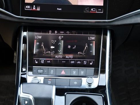 Used 2022 Audi Q8 Premium Plus w/ Premium Plus Package AWD/4WD image 31