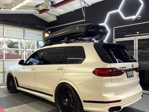 Used 2022 BMW ALPINA XB7 AWD/4WD image 5