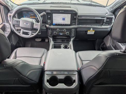 New 2026 Ford F350 Lariat w/ Black Appearance Package AWD/4WD image 9