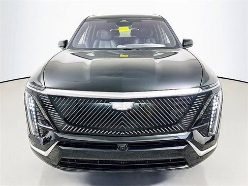 New 2026 Cadillac Vistiq Luxury w/ LPO, Floor Liner Package image 5