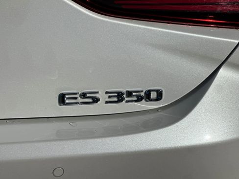Used 2025 Lexus ES 350 w/ Premium Package image 32