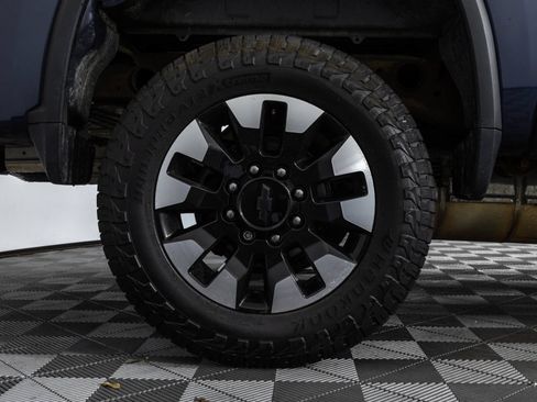 Used 2020 Chevrolet Silverado 2500 Custom w/ Custom Value Package AWD/4WD image 44