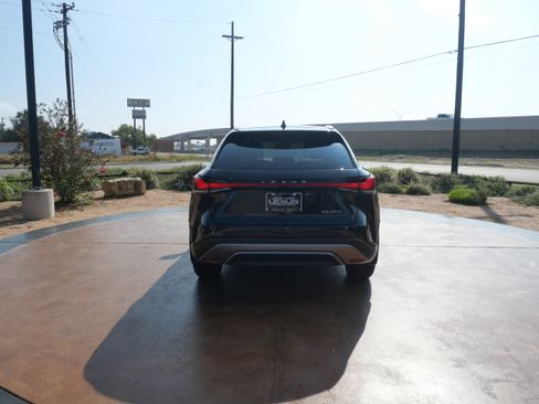 Used 2024 Lexus RX 350 Premium image 3