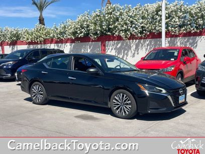 Used 2025 Nissan Altima 2.5 SV