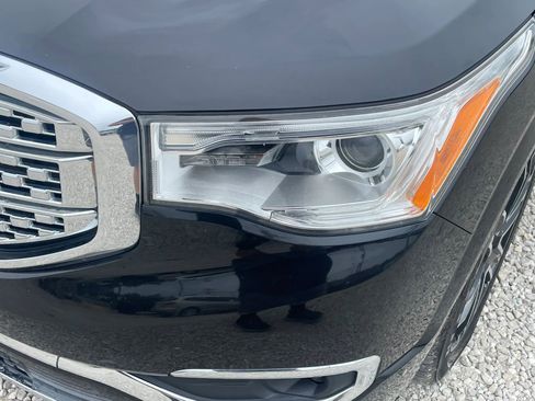 Used 2017 GMC Acadia Denali w/ Technology Package AWD/4WD image 11