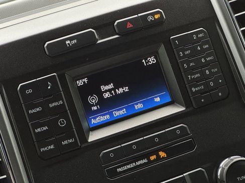 Used 2017 Ford F150 XLT w/ Trailer Tow Package image 16