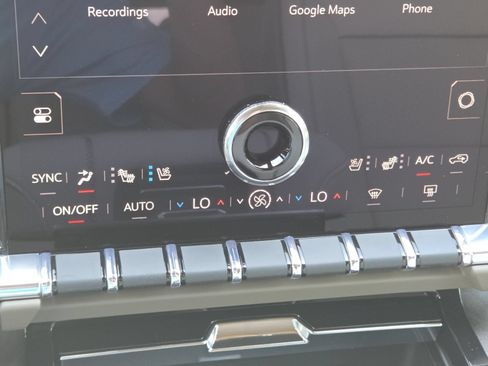 New 2026 GMC Yukon XL Denali w/ Denali Reserve Package AWD/4WD image 38