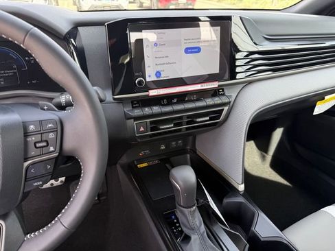 Used 2026 Toyota Camry SE w/ Convenience Package image 21