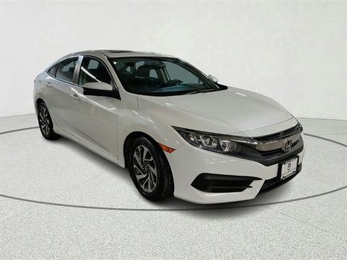 Used 2018 Honda Civic EX image 1