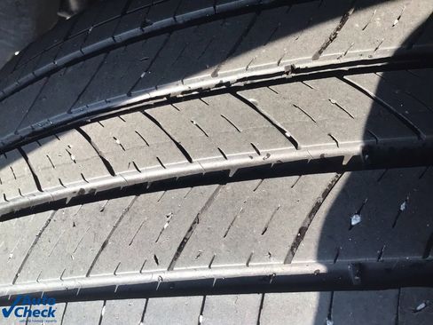 Used 2022 Chevrolet Equinox LS image 8