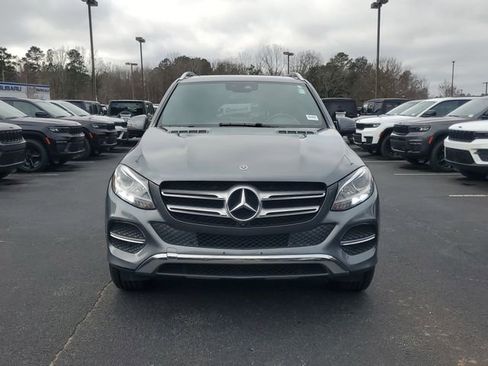 Used 2018 Mercedes-Benz GLE 350 4MATIC image 2