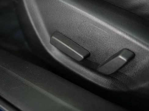 Used 2017 MAZDA MAZDA3 Grand Touring image 42