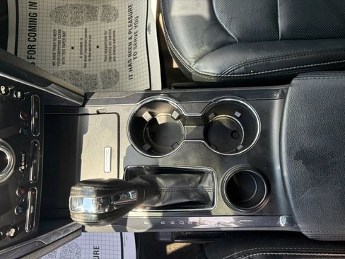 Used 2018 Ford Explorer Limited FWD image 17