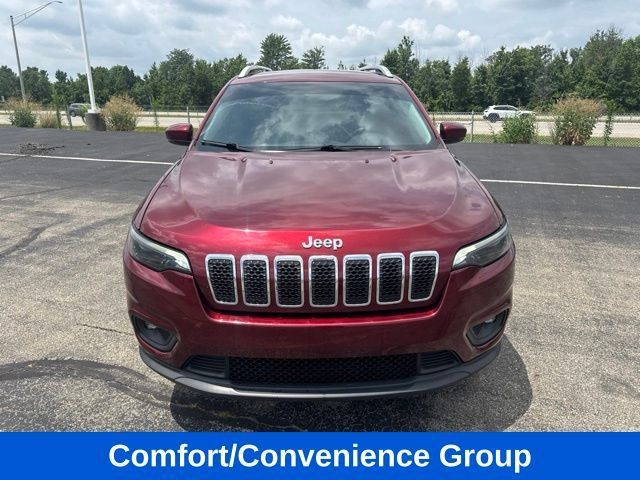 Used 2019 Jeep Cherokee Latitude Plus w/ Comfort/Convenience Group AWD/4WD image 3