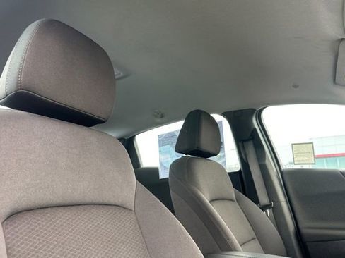 Used 2023 Chevrolet Malibu LT image 18