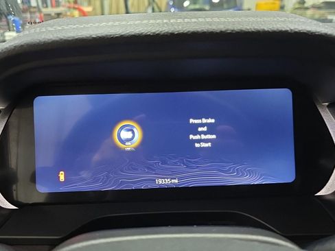 Used 2024 Jeep Grand Cherokee Limited image 12