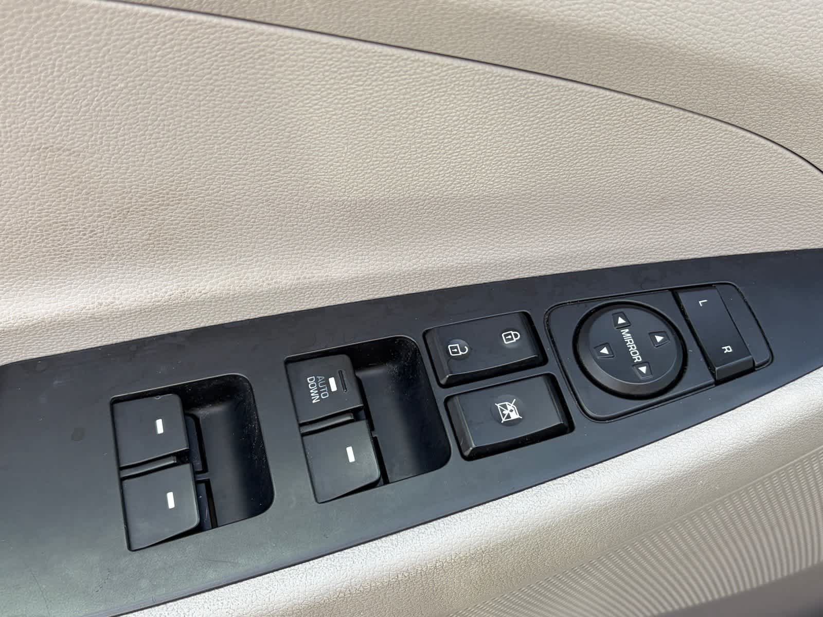 Used 2019 Hyundai Tucson SE FWD image 6
