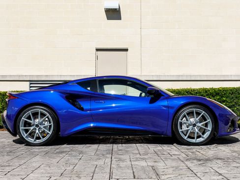 New 2025 Lotus Emira image 19