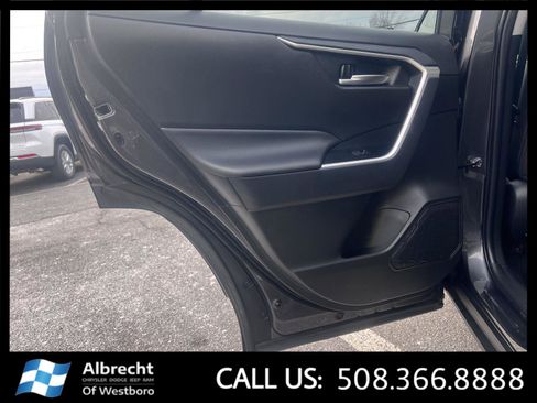 Used 2025 Toyota RAV4 XLE image 14