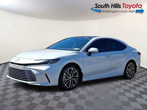 Certified 2025 Toyota Camry XLE AWD/4WD image 3