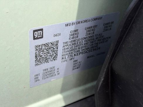Used 2025 Chevrolet Trax ACTIV w/ Driver Confidence Package FWD image 22