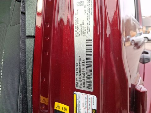 Used 2021 Jeep Wrangler Unlimited Sport image 27