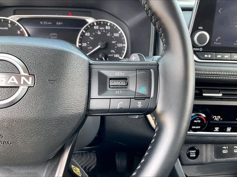 Used 2025 Nissan Rogue SV FWD image 20