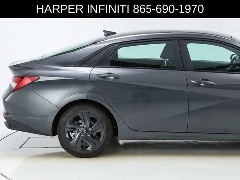 Used 2023 Hyundai Elantra Blue FWD image 12