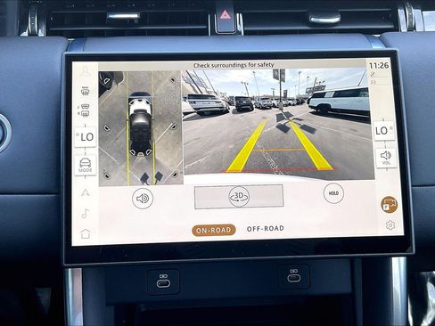 Used 2025 Land Rover Discovery Sport S image 27